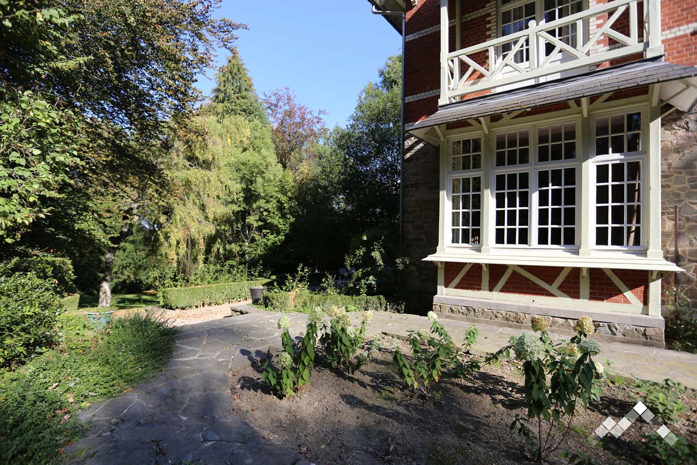 LES ANNEES BELLES -33